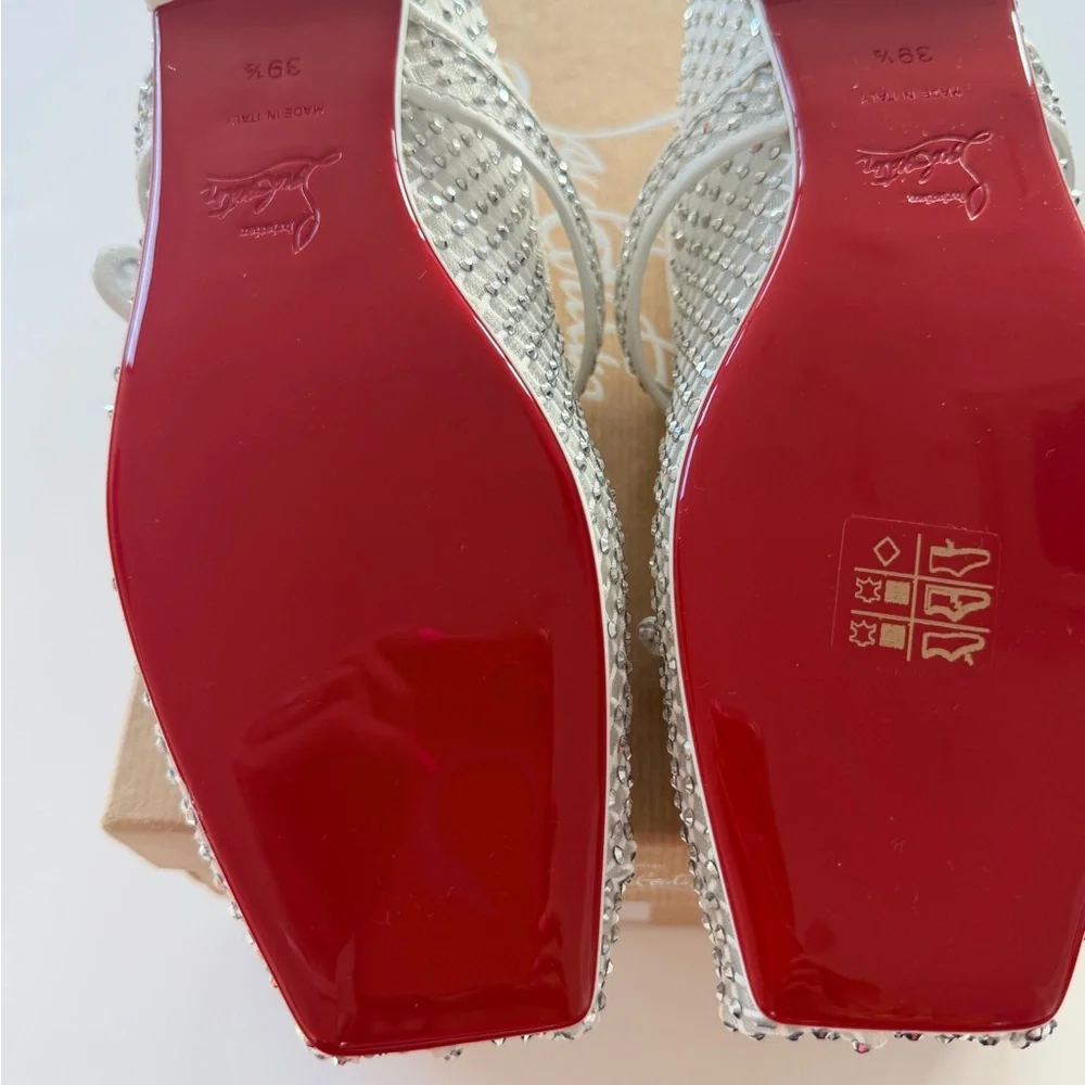 Christian Louboutin MAMASTRAPITINA Strass Crystal Mesh Ballerina Flat Shoes
9.5 - Picture 16 of 16